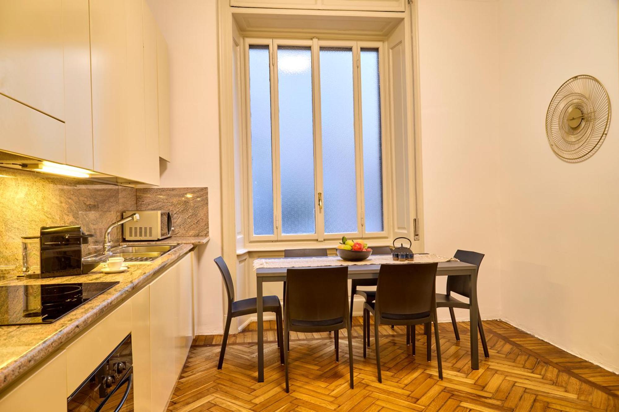 Milan Retreats Porta Romana Luaran gambar